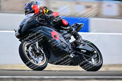 media/Apr-18-2025-TrackDaz (Fri) [[45f5874c44]]/B Group/Session 4 (Turn 6 - Outside)/